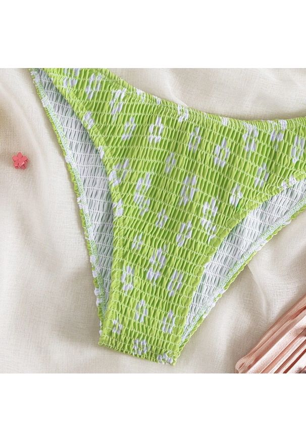 Intica - Bikini push-up plażowe z delikatnymi ramiączkami Salwa. Kolor: różowy. Materiał: materiał