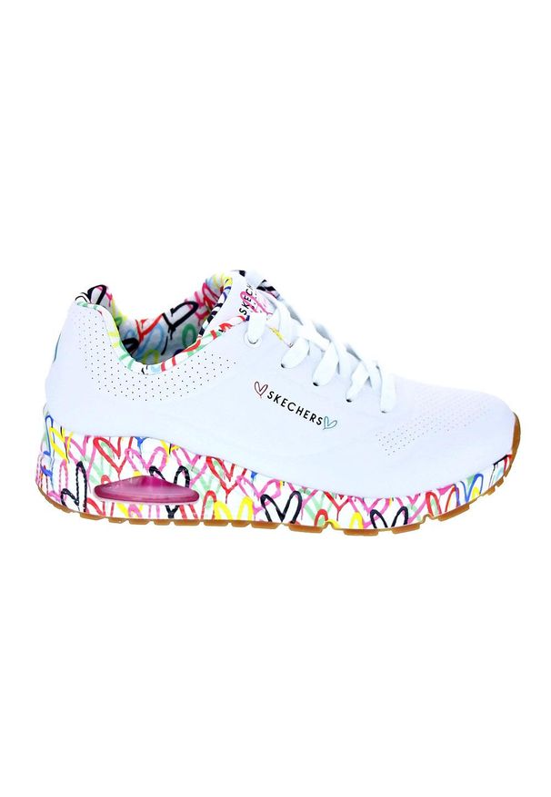 skechers - Buty na co dzień damskie SKECHERS UNO LOVING LOVE zdobienie w serca. Okazja: na co dzień. Kolor: biały. Wzór: aplikacja. Model: Skechers Sport. Sport: turystyka piesza