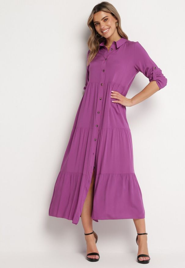 Born2be - Fioletowa Rozkloszowana Sukienka Maxi z Bawełny w Koszulowym Stylu Onecca. Okazja: na co dzień. Kolor: fioletowy. Materiał: bawełna. Wzór: aplikacja. Typ sukienki: koszulowe. Styl: casual. Długość: maxi