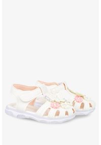 Casu - Białe sandały na rzep z perełkami kwiatki casu 919a. Zapięcie: rzepy. Kolor: biały. Wzór: kwiaty