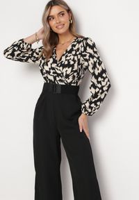Born2be - Czarno-Biały Kombinezon z Kopertowym Dekoltem i Gumką w Pasie Dodatkowo Pasek Junnina. Kolor: czarny #4