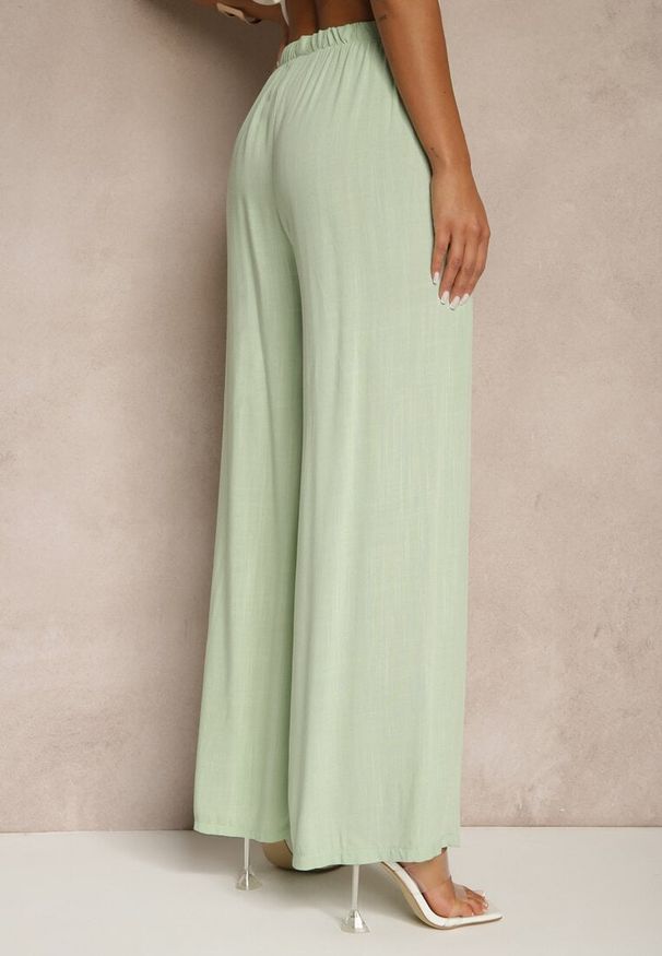 Renee - Jasnozielone Szerokie Spodnie High Waist z Gumką w Talii Ilnena. Okazja: na co dzień, na spotkanie biznesowe, na spacer. Stan: podwyższony. Kolor: zielony. Materiał: materiał, wiskoza. Sezon: lato. Styl: biznesowy, elegancki, casual
