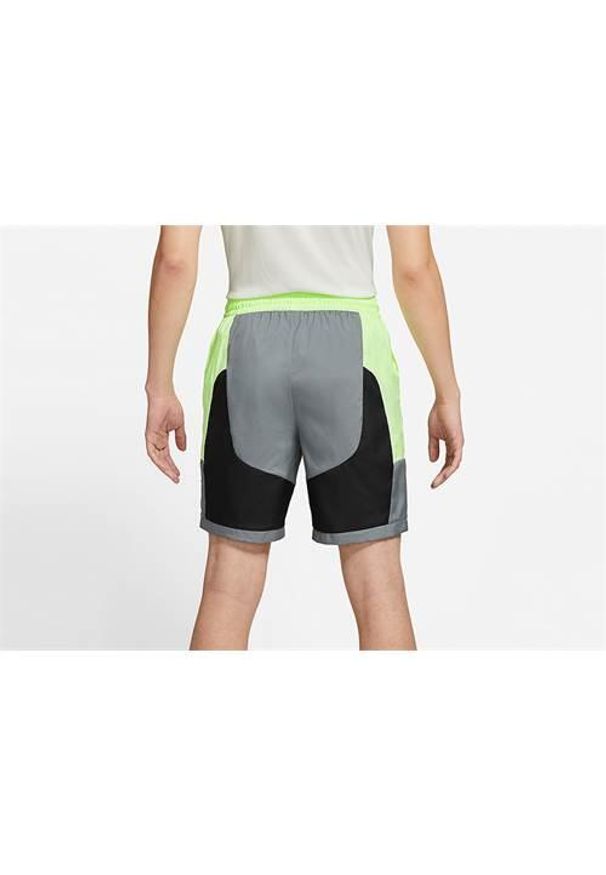 Spodnie sportowe męskie Nike Throwback Narrative. Kolor: wielokolorowy. Długość: krótkie. Sport: piłka nożna