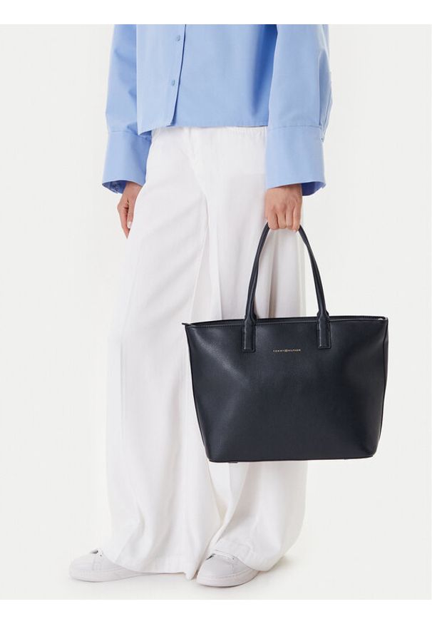 TOMMY HILFIGER - Tommy Hilfiger Torebka Th Logotape Tote AW0AW17449 Granatowy. Kolor: niebieski. Materiał: skórzane