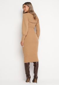 Born2be - Beżowa Dzianinowa Sukienka Midi z Trójkątnym Dekoltem i Bolerkiem z Bufiastymi Rękawami Vorteia. Kolor: beżowy. Materiał: dzianina. Długość rękawa: na ramiączkach. Długość: midi #3
