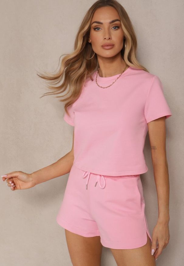 Renee - Różowy Bawełniany T-shirt o Fasonie Cropped Galionela. Okazja: na co dzień. Kolor: różowy. Materiał: bawełna. Sezon: lato, wiosna. Styl: casual