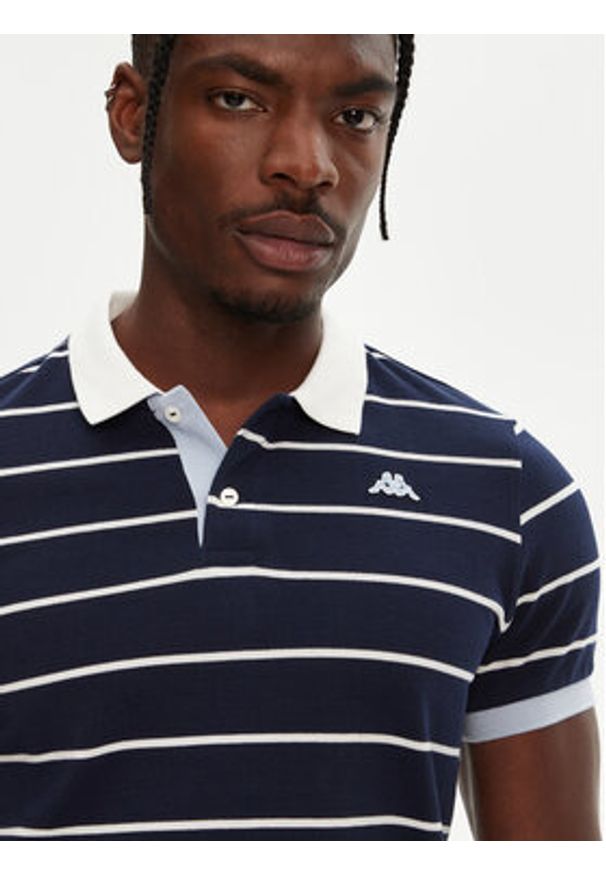Robe di Kappa Polo Masao 64131FW Granatowy Slim Fit. Typ kołnierza: polo. Kolor: niebieski. Materiał: bawełna