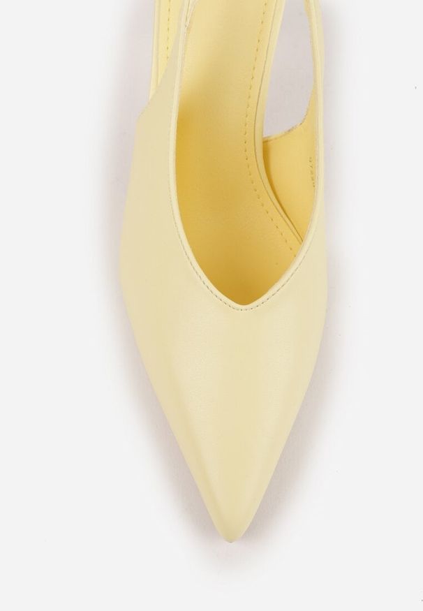 Renee - Żółte Szpilki Slingback VICES z Cholewką z Wycięciem V Natonale. Zapięcie: bez zapięcia. Kolor: żółty. Materiał: koronka. Szerokość cholewki: normalna. Obcas: na szpilce