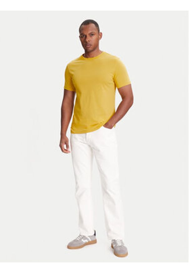 United Colors of Benetton - United Colors Of Benetton T-Shirt 3U53J1F15 Żółty Regular Fit. Kolor: żółty. Materiał: bawełna