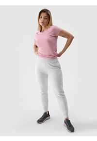 4f - Spodnie dresowe joggery damskie - szare. Kolor: szary. Materiał: dresówka. Wzór: ze splotem, gładki