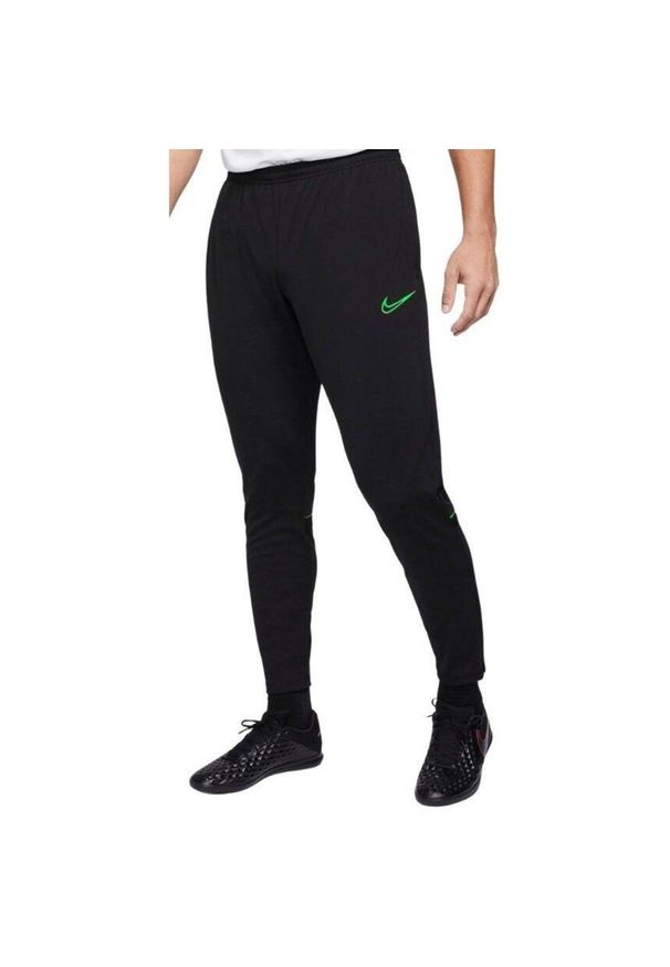 Spodnie dla dzieci Nike Dri-FIT Academy czarne CW6124 014. Kolor: wielokolorowy