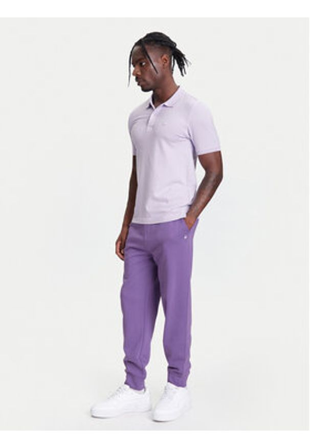 United Colors of Benetton - United Colors Of Benetton Spodnie dresowe 342ZUF01B Fioletowy Regular Fit. Kolor: fioletowy. Materiał: bawełna