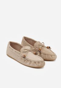 Renee - Ciemnobeżowe Mokasyny Ozdobione Kokardą Koralikami i Przeszyciami Clanrunner. Kolor: beżowy. Materiał: jeans. Wzór: aplikacja. Styl: elegancki #3