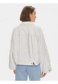 Calvin Klein Jeans Kurtka jeansowa J20J223430 Biały Relaxed Fit. Kolor: biały. Materiał: bawełna