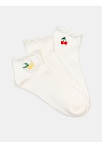 Sinsay - Bawełniane skarpetki z ozdobnymi falbankami 3 pack - kremowy. Kolor: kremowy. Materiał: bawełna #1