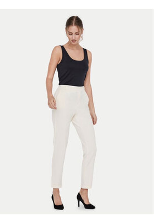 Vero Moda Chinosy Maya 10225280 Beżowy Regular Fit. Kolor: beżowy. Materiał: wiskoza
