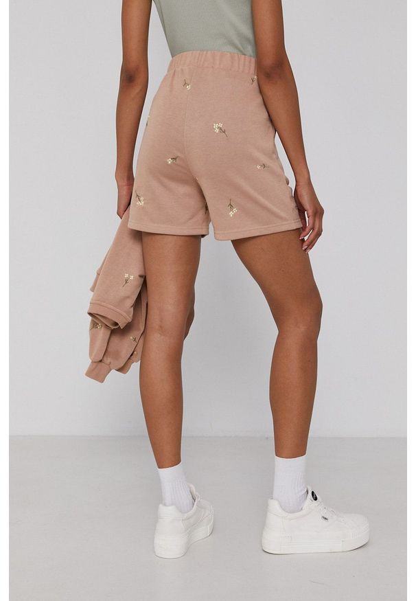 Vero Moda - Szorty. Okazja: na co dzień. Kolor: brązowy. Styl: casual