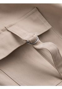 Ombre Clothing - Męskie spodnie cargo STRAIGHT LEG z paskami na kieszeniach – piaskowe V2. Materiał: bawełna, elastan, materiał. Wzór: paski. Styl: klasyczny, elegancki #3