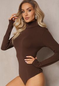 Renee - Brązowe Bawełniane Body z Golfem Ohpia. Typ kołnierza: golf. Kolor: brązowy. Materiał: bawełna. Długość rękawa: długi rękaw. Długość: długie. Wzór: gładki