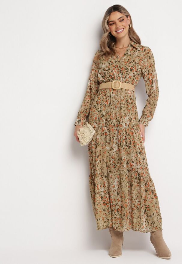 Born2be - Jasnozielona Sukienka Rozkloszowana z Kopertowym Dekoltem Kreusa. Okazja: na spacer, na randkę, na co dzień. Kolor: zielony. Materiał: tkanina. Długość rękawa: długi rękaw. Sezon: wiosna, jesień. Typ sukienki: kopertowe. Styl: boho, casual, klasyczny