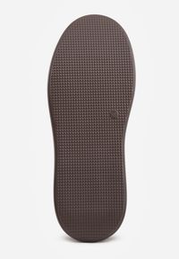 Born2be - Ciemnobrązowe Skórzane Sneakersy na Grubej Podeszwie z Geometrycznym Wzorem Rivimi. Okazja: na co dzień. Kolor: brązowy. Materiał: skóra. Wzór: geometria #8