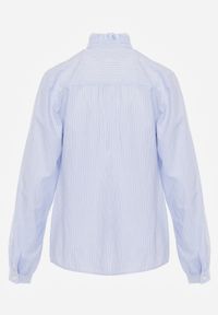 Born2be - Niebieska Bawełniana Koszula ze Stójką z Falbanką i Haftem przy Guzikach Umaria. Okazja: na co dzień, na spotkanie biznesowe, do pracy. Typ kołnierza: kołnierzyk stójkowy. Kolor: niebieski. Materiał: bawełna. Wzór: haft. Styl: casual, biznesowy, elegancki #2