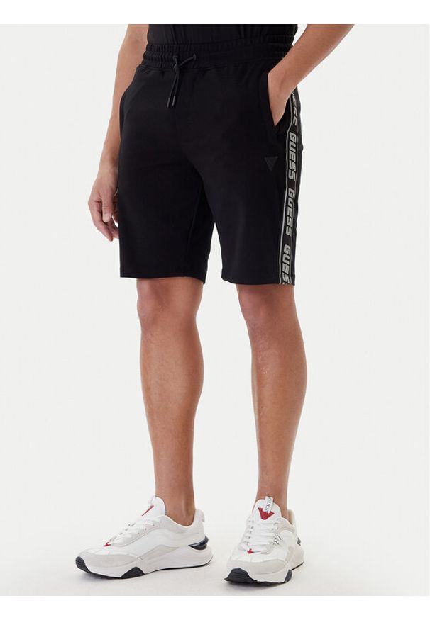 Guess Szorty sportowe Z2YD02 K6ZS1 Czarny Regular Fit. Kolor: czarny. Materiał: bawełna. Styl: sportowy