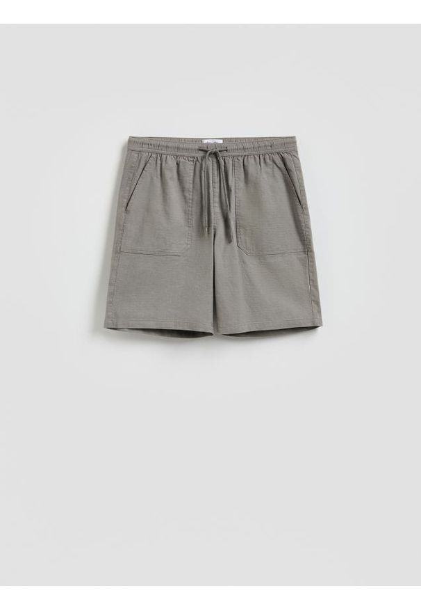 Reserved - Szorty jogger regular fit - jasnoszary. Kolor: szary. Materiał: tkanina, bawełna