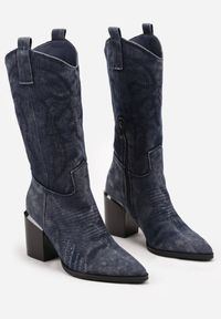 Born2be - Granatowe Botki Kowbojki na Obcasie z Haftem Laora. Kolor: niebieski. Materiał: jeans. Wzór: haft. Obcas: na obcasie. Styl: klasyczny, elegancki, boho. Wysokość obcasa: średni #6