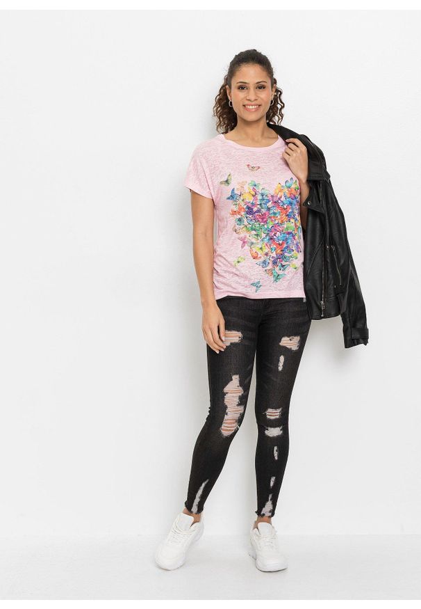 bonprix - T-shirt z nadrukiem w motyle. Kolor: różowy. Wzór: nadruk