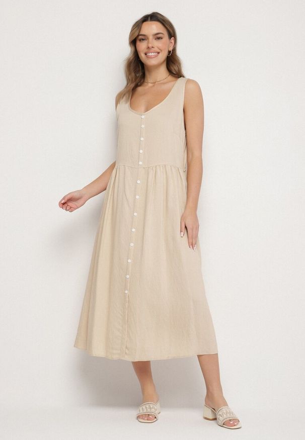 Born2be - Beżowa Wiskozowa Sukienka o Rozkloszowanym Kroju z Guzikami Natesana. Okazja: na co dzień, na spacer. Kolor: beżowy. Materiał: wiskoza. Typ sukienki: proste. Styl: casual