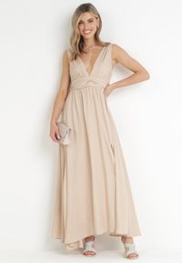 Born2be - Beżowa Rozkloszowana Sukienka na Ramiączkach Seraphineme. Kolor: beżowy. Długość rękawa: na ramiączkach. Styl: elegancki
