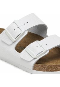 Klapki Birkenstock Arizona Bf 552681 białe. Kolor: biały. Materiał: materiał, syntetyk, skóra. Styl: retro #7