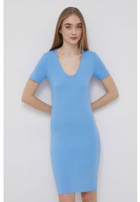 JDY sukienka mini dopasowana. Kolor: niebieski. Materiał: bawełna, dzianina. Długość rękawa: krótki rękaw. Wzór: gładki. Typ sukienki: dopasowane. Długość: mini #1