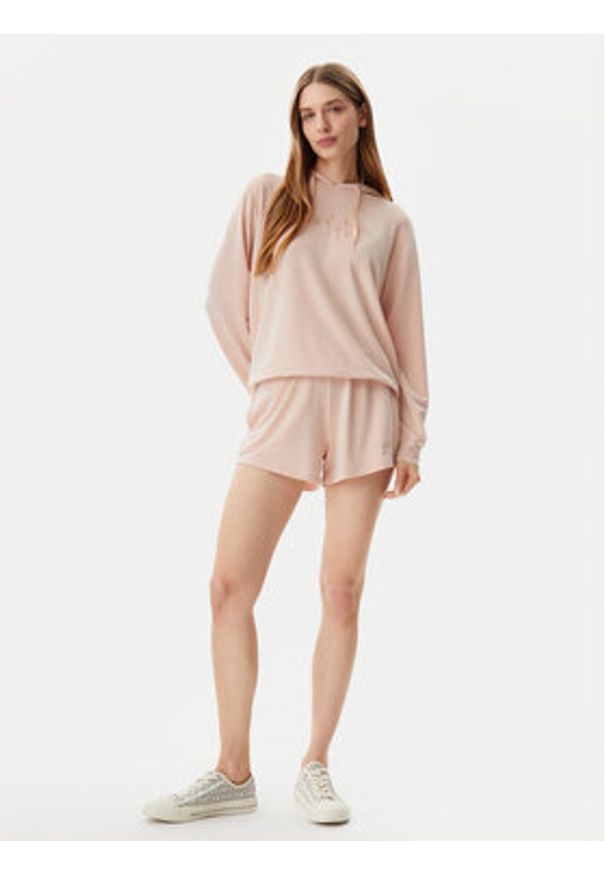 Guess Szorty materiałowe O5GD06 KCQP2 Różowy Regular Fit. Kolor: różowy. Materiał: syntetyk