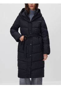 Reserved - Pikowana kurtka z kapturem - czarny. Typ kołnierza: kaptur. Kolor: czarny. Materiał: tkanina