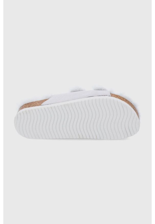 Flip*Flop Kapcie. Nosek buta: okrągły. Kolor: niebieski. Materiał: guma, materiał. Wzór: gładki
