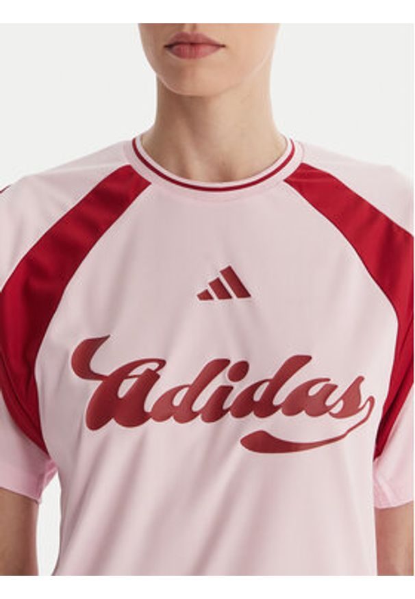 Adidas - adidas T-Shirt House Of Tiro JY7624 Różowy Regular Fit. Kolor: różowy. Materiał: syntetyk