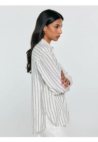 Big-Star - Lniana koszula damska w prążek biała Lamena 100. Okazja: na spotkanie biznesowe, na co dzień. Kolor: biały. Materiał: len. Wzór: prążki. Sezon: wiosna, lato. Styl: biznesowy, klasyczny, casual #5