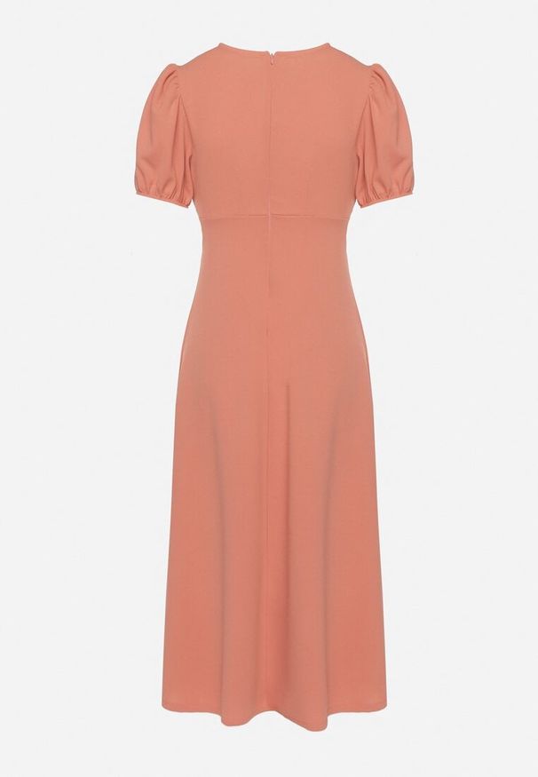 Born2be - Pomarańczowa Koktajlowa Sukienka o Rozkloszowanym Kroju z Wiązaniem Zilarie. Kolor: różowy. Styl: wizytowy