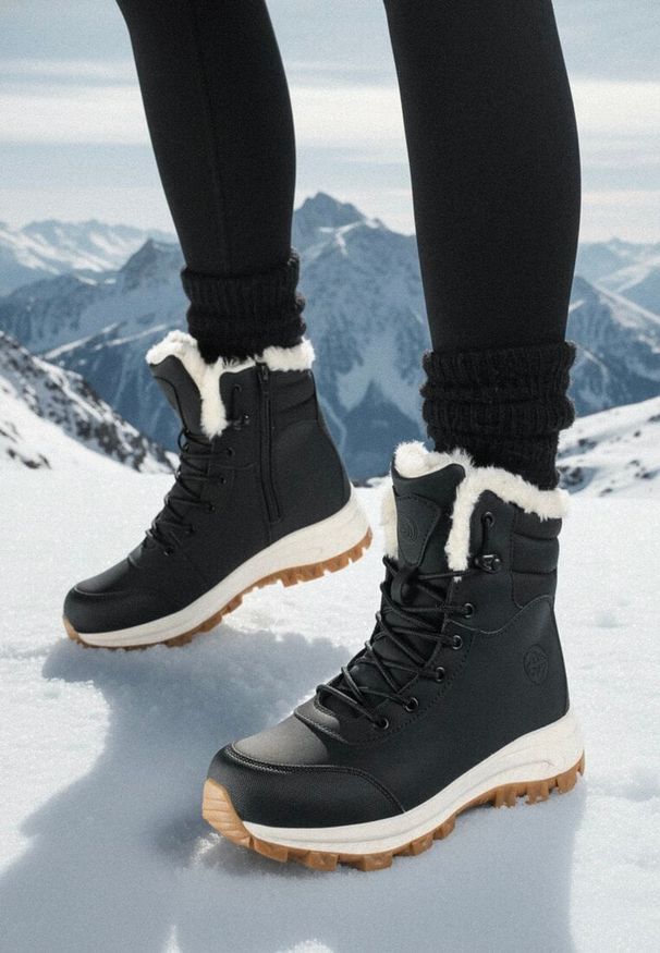Born2be - Czarne Botki Śniegowce w Trekkingowym Stylu na Grubej Podeszwie Elorene. Kolor: czarny. Materiał: dzianina, wełna. Sezon: zima. Styl: elegancki, klasyczny