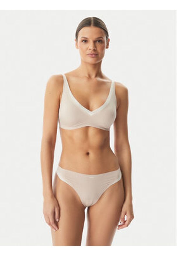 BOSS Stringi 50556244 Beżowy jasny. Kolor: beżowy. Materiał: syntetyk