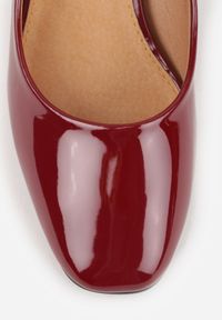 Born2be - Bordowe Klasyczne Lakierowane Czółenka Vices na Obcasie ze Skórzaną Wkładką Tinathria. Okazja: na spotkanie biznesowe. Kolor: czerwony. Materiał: skóra, lakier. Obcas: na obcasie. Styl: klasyczny. Wysokość obcasa: średni #4