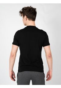 Emporio Armani T-shirt C-neck | 1118903F717 | Mężczyzna | Czarny. Kolor: czarny. Materiał: bawełna, elastan. Wzór: nadruk. Styl: elegancki #2