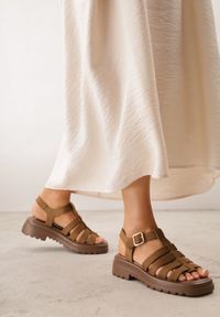 Renee - Zielone Sandały VICES w Stylu Gladiatorek z Imitacji Zamszu Mailinai. Okazja: na co dzień. Zapięcie: pasek. Kolor: zielony. Materiał: zamsz. Sezon: lato. Styl: street, klasyczny, elegancki, casual #1