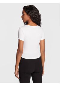 Gina Tricot T-Shirt Basic 17957 Biały Slim Fit. Kolor: biały. Materiał: bawełna