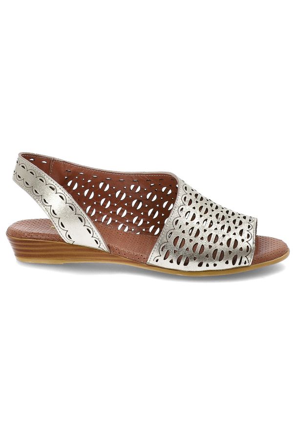 Złote Sandały Artiker Modne Obuwie Damskie. Kolor: złoty. Materiał: skóra. Wzór: ażurowy. Sezon: lato. Obcas: na koturnie. Styl: elegancki, klasyczny