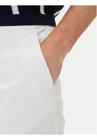 TOMMY HILFIGER - Tommy Hilfiger Chinosy Denton Essential MW0MW40262 Biały Straight Fit. Kolor: biały. Materiał: bawełna #3