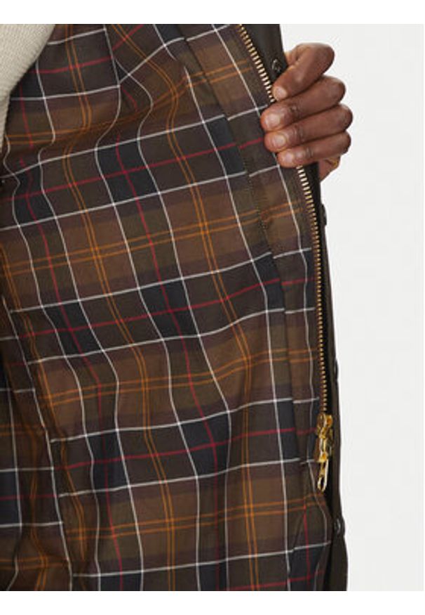 Barbour Kurtka przejściowa Beaufort MWX0002OL71 Brązowy Relaxed Fit. Kolor: brązowy. Materiał: bawełna