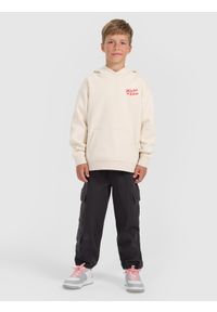 4f - 4F Bluza dresowa nierozpinana z kapturem chłopięca - biała 134/140 (8-10 lat). Okazja: na co dzień. Typ kołnierza: kaptur. Kolor: biały. Materiał: dresówka. Sezon: lato. Styl: casual, klasyczny #2